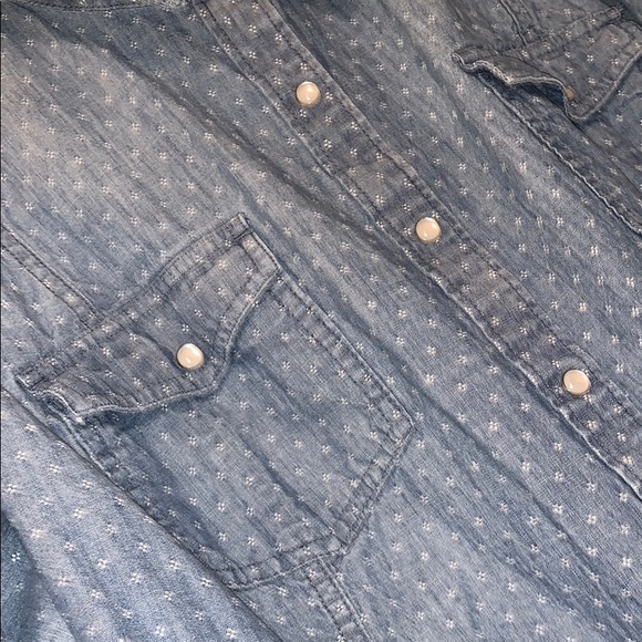 Lane Bryant chambray button-up - Picture 2 of 4